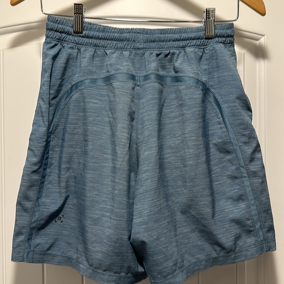 Lululemon shorts, men, small - Picture 2 of 5